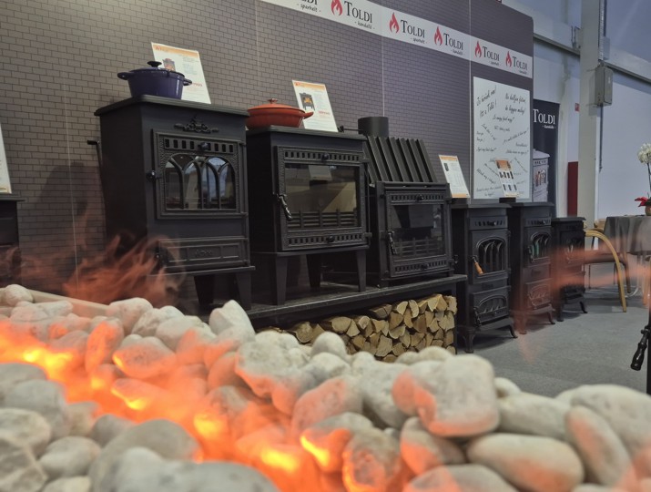 Toldi kandalló hivatalos oldala és elektriko.hu